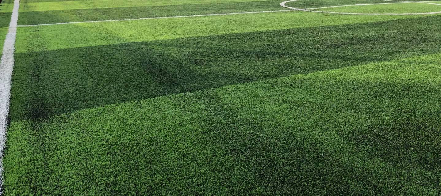 Cancha con césped sintético instalado por PROAL